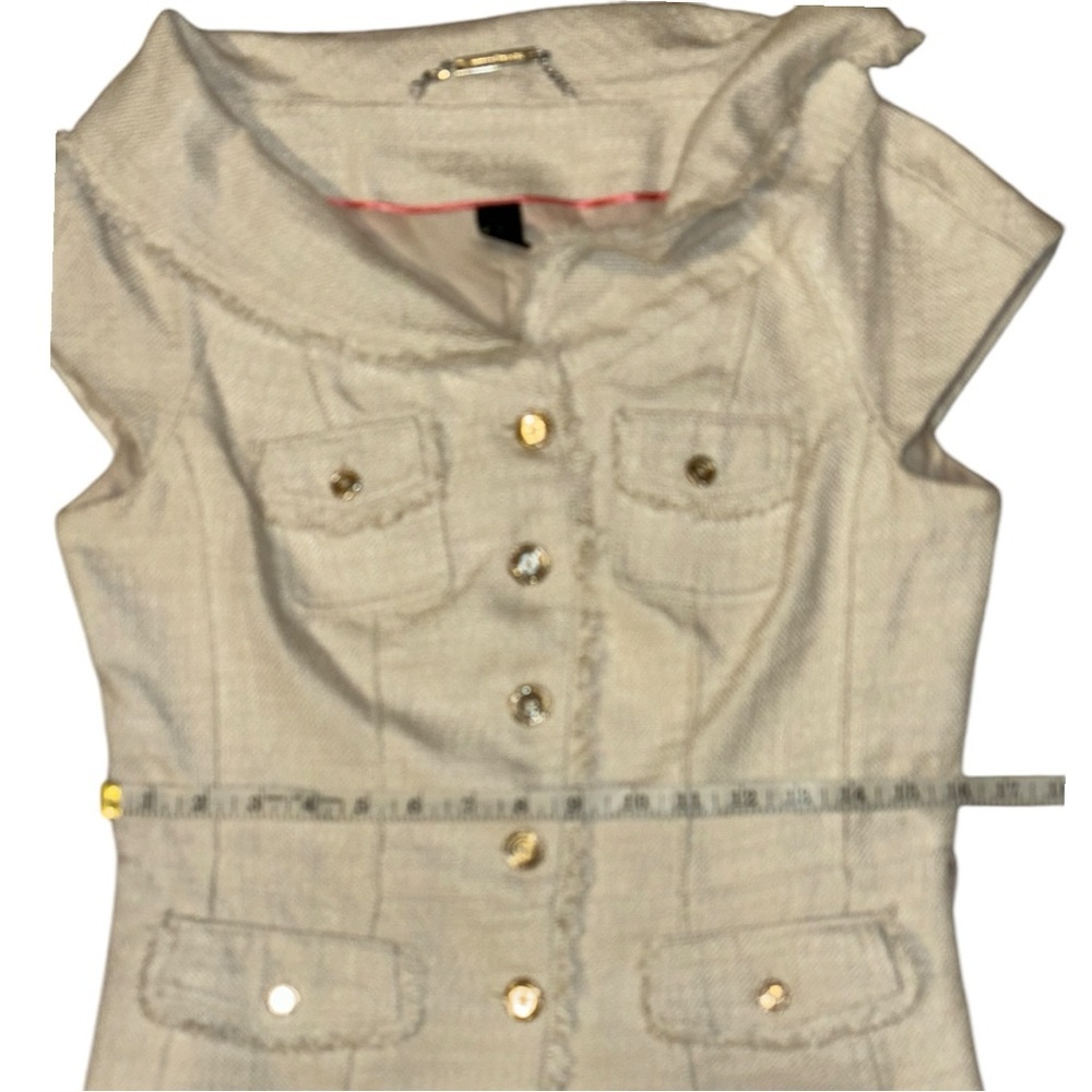 White House Black Market Cream Button Down Shirt - Picture 5 of 10